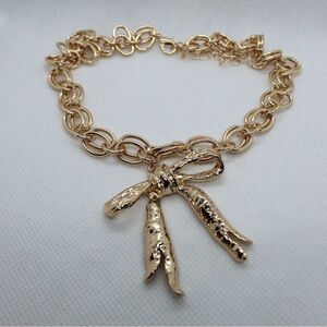 Elegant Gold Bow Chain Bracelet